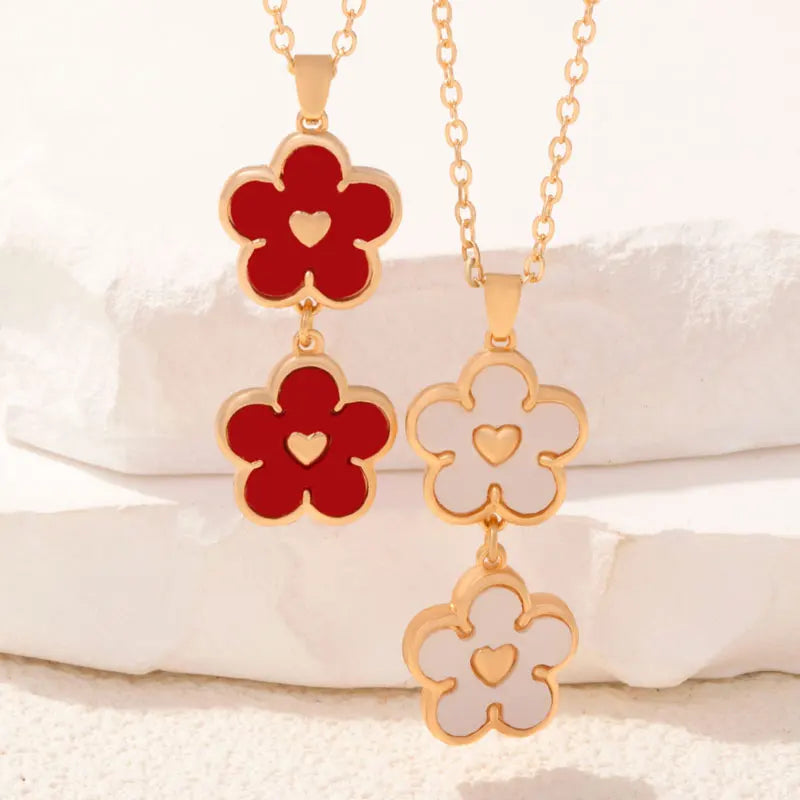 Hot Selling Colorful Plant Five Leaf Petal Pendant Flower Necklace for Women Fashion
