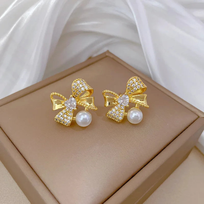Classic Stainless Steel Gorgeous Pearl Bow Necklace Earrings Fashionable and Exquisite Accessories