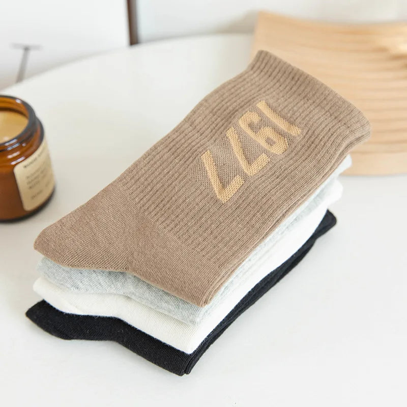 4 Pairs Hip Hop Socks Men & Women Cotton Skateboard Socks, Breathable Sports Luxury Socks 38-45