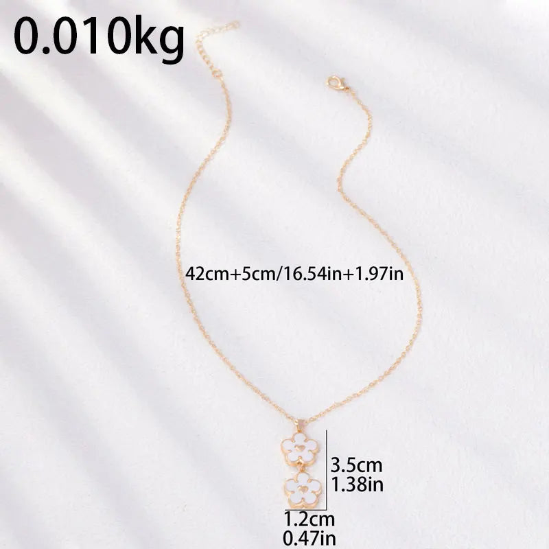 Hot Selling Colorful Plant Five Leaf Petal Pendant Flower Necklace for Women Fashion