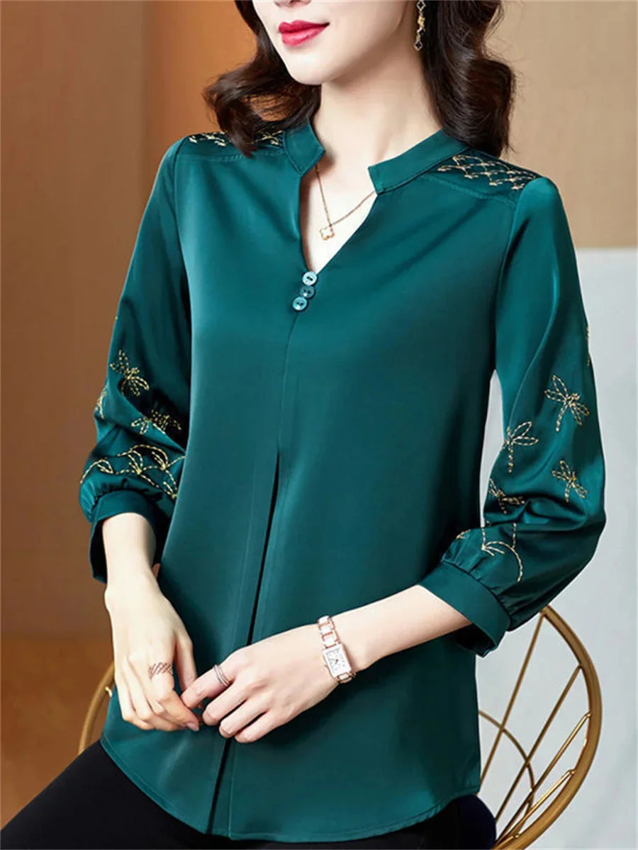Women Fashion Casual Three Quartz Sleeve V-Neck Embroidery Blouse