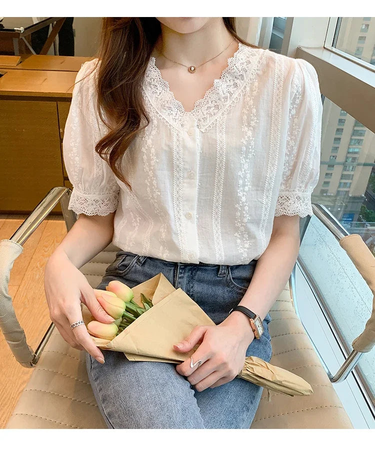 Summer Short Sleeve White Blouse Shirt Women Tops Blusas Verano Lace V-Neck Blouse Women Blouse