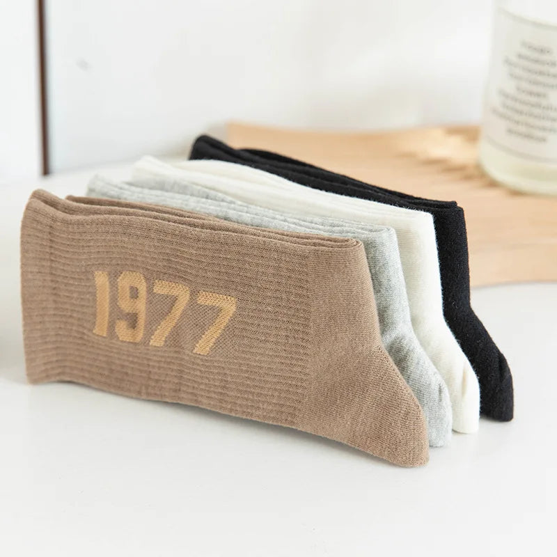 4 Pairs Hip Hop Socks Men & Women Cotton Skateboard Socks, Breathable Sports Luxury Socks 38-45