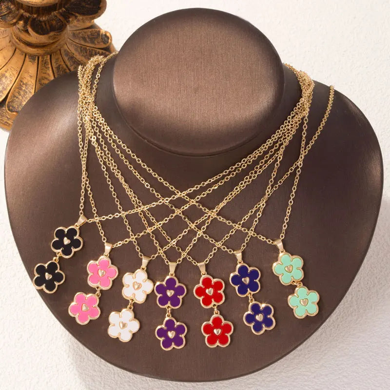 Hot Selling Colorful Plant Five Leaf Petal Pendant Flower Necklace for Women Fashion