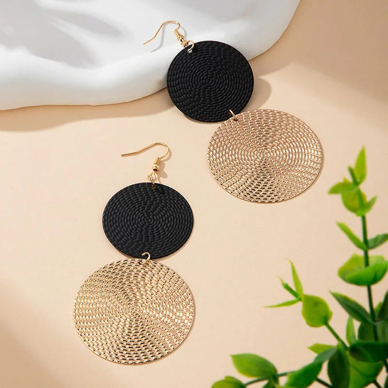 Vintage Unique Large Round Pendant Necklace for Women