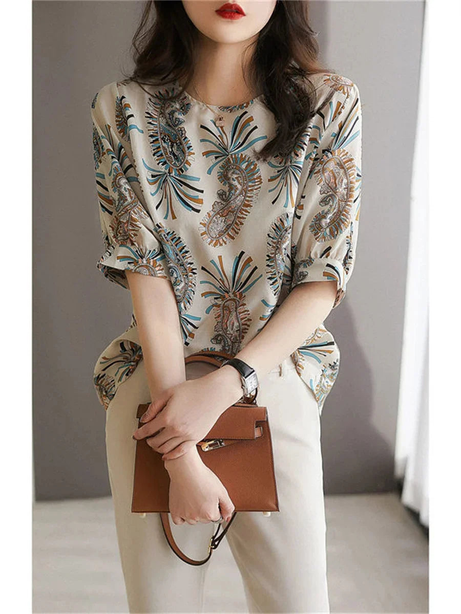 Woman Summer Style Chiffon Blouses Casual Half Lantern Sleeve O-Neck Flower Printed Blouse