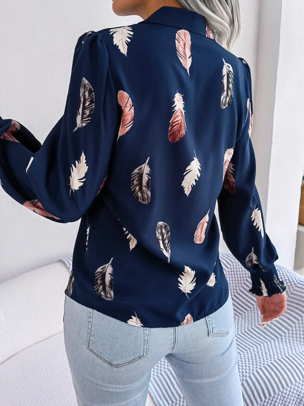 Women Casual Feather Print Collar Long Sleeve Shirt