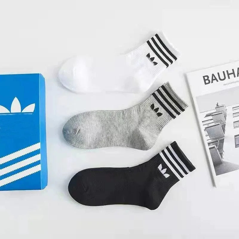 5pairs Unisex Sports Socks Trendy Mid Tube Breathable Yoga Socks