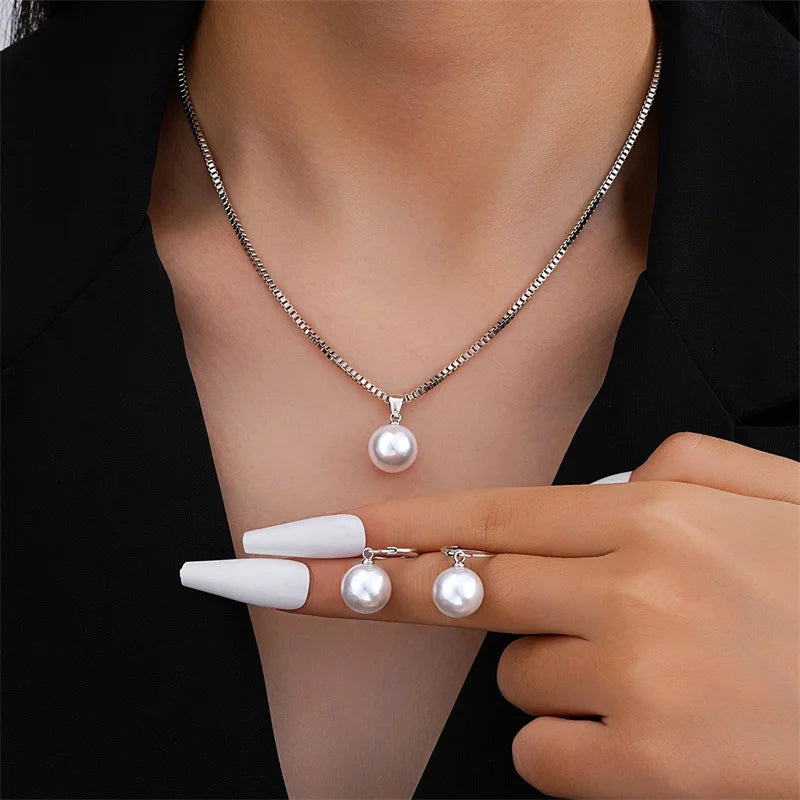3 Pcs Round Pearl Jewelry Set Of Earring Pendant Necklace For Women Exquisite Fashion Rhinestone Jewelry Set