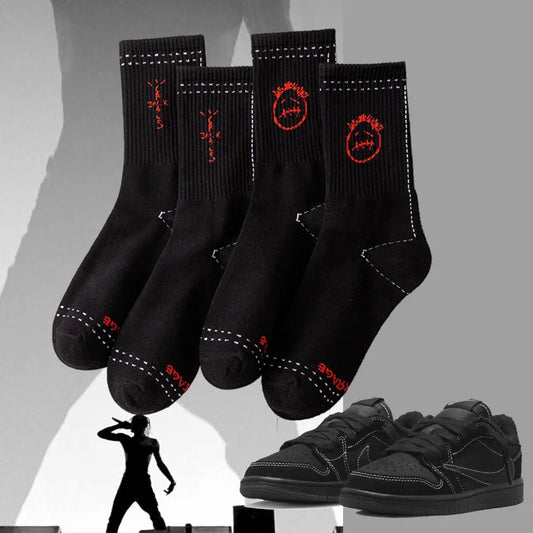 1 pair Men's Mid Tube Cotton Socks for Sports Skateboarding with Unique Ghost Face