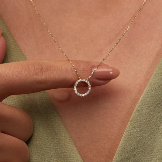 Fashion Trend Elegant Jewelry Simple Crystal Circle Pendant Necklace Golden Color Unquie Women Necklace