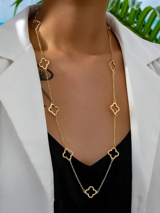 Four Leaf Clover Necklace Clover Pendant Station Necklaces for Women 18K Gold Plated Stainless Steel